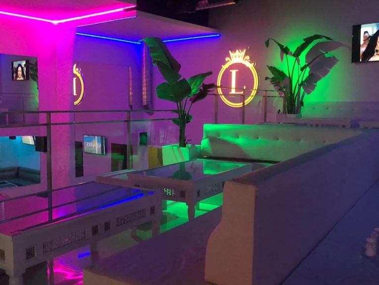 Luxor Shisha Club ambiance night