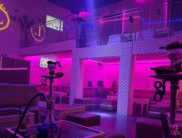 Cocktails and shisha at Luxor Barcelona